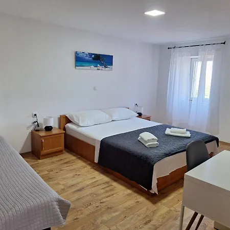 Holiday Home Hidden Hill Lopar