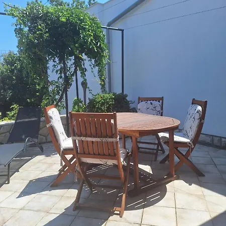 Holiday home Holiday Home Hidden Hill Lopar